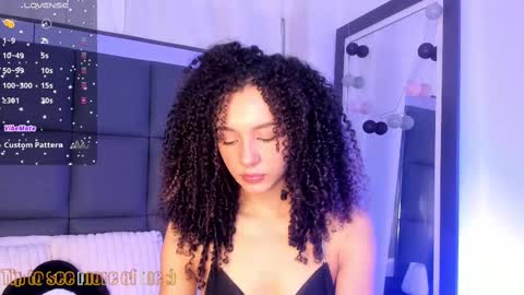 M I A online show from September 2025 10:27:01 AM