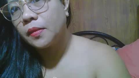 Snapshot of sweeteyes69xx chatting on July 2026 03:42:01 AM sweeteyes69xx online show from July 2026 03:42:01 AM