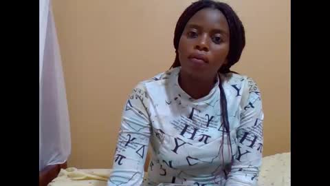 sweetib1 online show from November 2025 05:52:01 AM