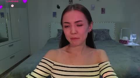 Snapshot of sweetieee_kira chatting on June 2026 09:09:01 AM sweetieee_kira online show from June 2026 09:09:01 AM
