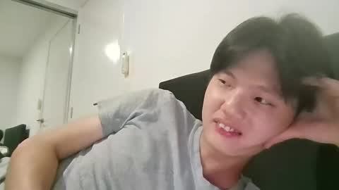 Snapshot of sweetiepuppy421 chatting on February 2026 01:51:01 PM sweetiepuppy421 online show from February 2026 01:51:01 PM