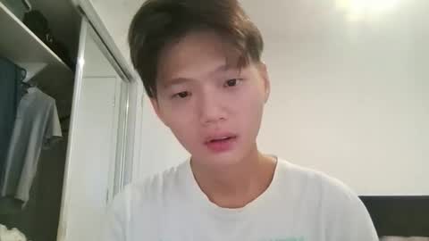 Snapshot of sweetiepuppy421 chatting on February 2026 01:14:02 AM sweetiepuppy421 online show from February 2026 01:14:02 AM