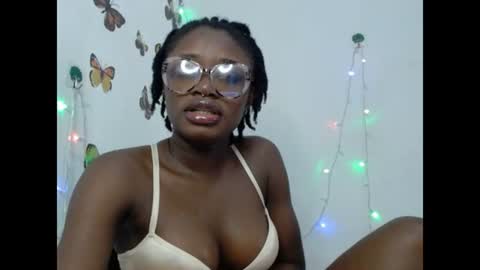 Snapshot of sweetjuicyclit chatting on June 2026 10:58:01 AM zuri online show from June 2026 10:58:01 AM