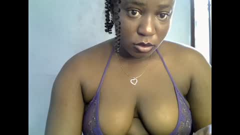 Snapshot of sweetpetitgirl chatting on June 2026 08:17:01 AM LILY BRANDY online show from June 2026 08:17:01 AM
