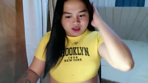 Snapshot of sweetprincess_athena chatting on December 2025 12:56:02 PM Princess Ella online show from December 2025 12:56:02 PM