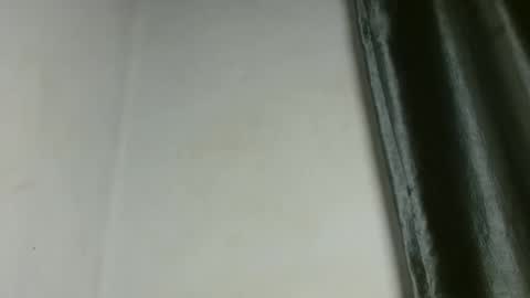 slim ivy online show from April 2026 04:06:02 AM