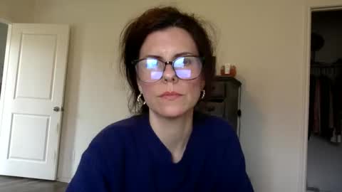 sweetriddance online show from April 2026 01:56:02 PM