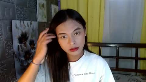 sweetsamyog online show from July 2026 05:49:02 PM