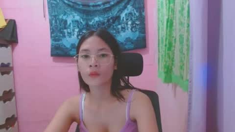 Mia online show from June 2026 06:00:01 AM
