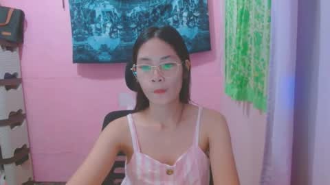 Mia online show from June 2026 10:36:01 AM
