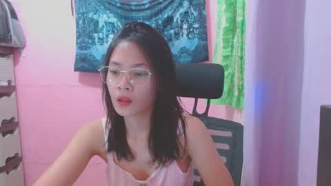 Mia online show from July 2026 04:30:01 AM