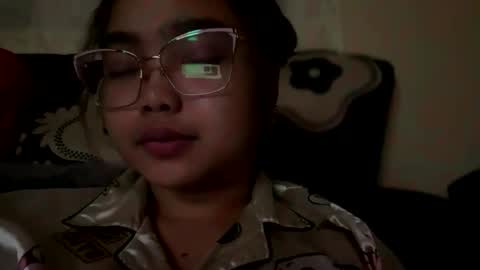 sweetspicyy online show from April 2026 02:03:02 PM