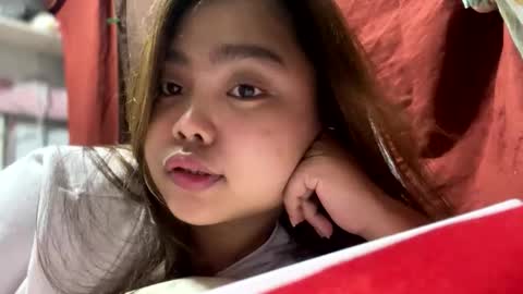 sweetspicyy online show from April 2026 01:44:02 PM