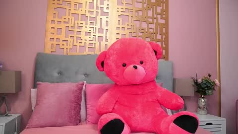 SweettLuna online show from April 2026 08:36:02 PM