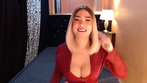 Ms trixiee online show from April 2026 12:44:02 PM