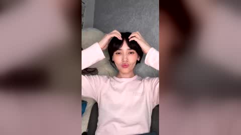 Adelin online show from March 2026 03:04:02 PM