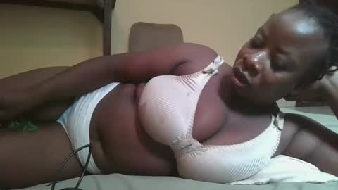 sweetyass25 online show from April 2026 07:56:01 AM