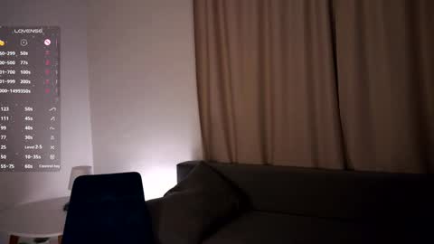 Astrid online show from February 2026 07:23:01 PM