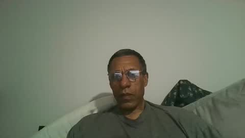 swimmerbod2495 online show from April 2026 02:02:01 AM