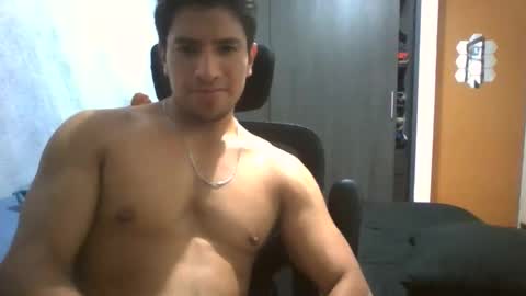 Snapshot of sxgx_nm chatting on April 2026 06:33:01 AM sxgx_nm online show from April 2026 06:33:01 AM