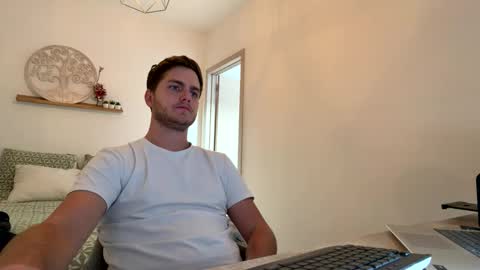 syl092 online show from March 2026 05:13:02 PM