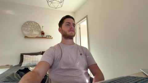 syl092 online show from April 2026 04:45:02 PM