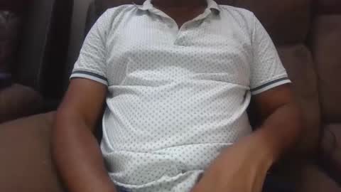 symond_jns online show from May 2026 09:48:01 AM