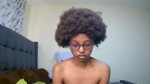 Snapshot of t_okyo chatting on December 2024 07:49:02 AM TOKYO online show from December 2024 07:49:02 AM