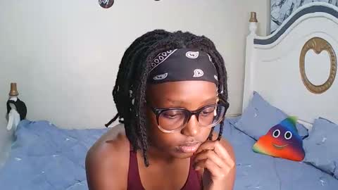 Snapshot of t_okyo chatting on November 2025 04:40:01 PM TOKYO online show from November 2025 04:40:01 PM