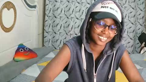 Snapshot of t_okyo chatting on January 2026 05:27:02 PM TOKYO online show from January 2026 05:27:02 PM