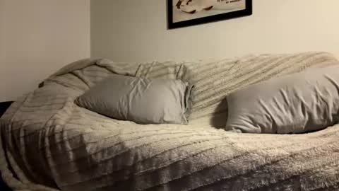 Tall Bored  Horny - Cumshot online show from July 2026 09:58:02 AM