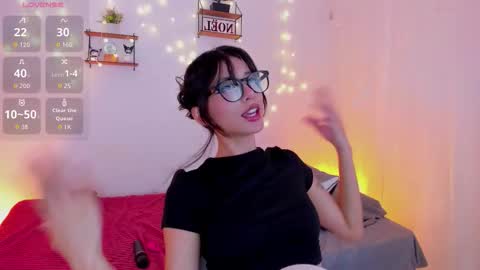 Tamy online show from December 2025 04:45:02 PM