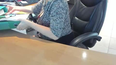 Tammy online show from November 2025 09:26:02 AM