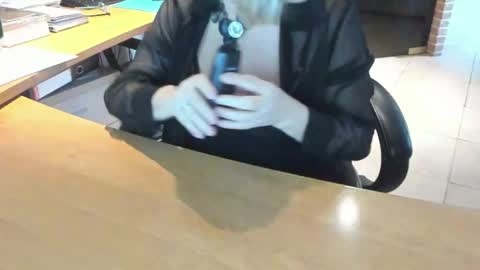 Tammy online show from December 2025 09:48:01 AM