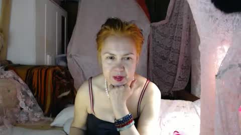 Milena online show from May 2026 06:49:01 PM