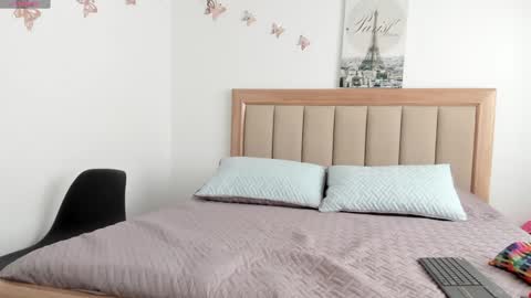 TaniaCarter online show from December 2024 03:32:02 PM