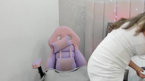 TaniaCarter online show from February 2025 03:18:02 PM