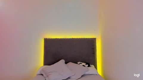 Tatiana online show from April 2026 08:44:01 PM