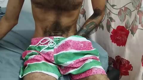 Snapshot of tatto_destroyer chatting on December 2024 12:02:01 AM Fernando online show from December 2024 12:02:01 AM