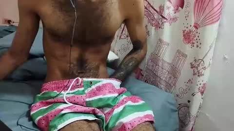 Snapshot of tatto_destroyer chatting on January 2025 04:44:02 AM Fernando online show from January 2025 04:44:02 AM