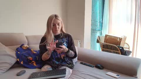 tattoobbgirl online show from April 2026 02:18:01 PM