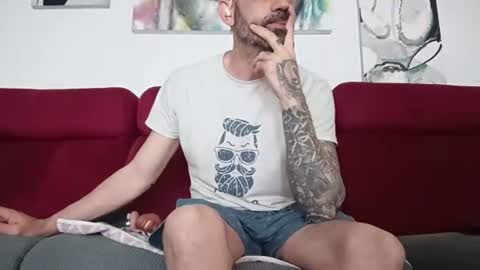 Tatuado20cm online show from May 2026 01:57:01 AM