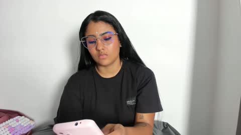 Tatiana Gomez online show from April 2026 04:05:02 AM