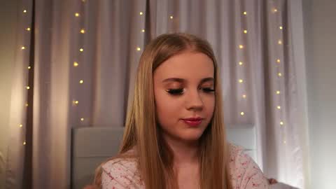 Snapshot of tayelin chatting on May 2026 05:09:01 PM Taya online show from May 2026 05:09:01 PM