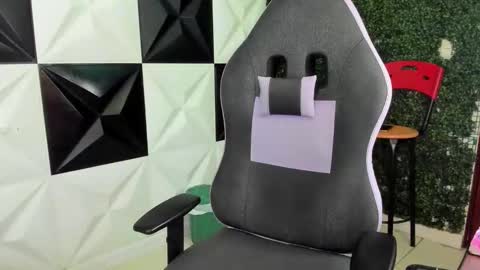 Taylor online show from April 2026 11:49:02 PM