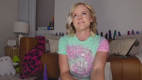 Snapshot of taylor_love_303 chatting on October 2025 10:32:02 AM Taylor -- online show from October 2025 10:32:02 AM