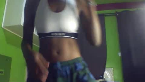 Snapshot of taylor_swift09 chatting on February 2026 10:28:02 PM taylor_swift09 online show from February 2026 10:28:02 PM