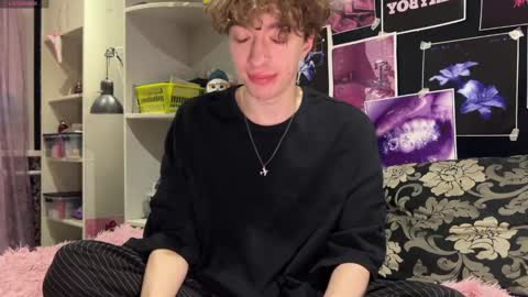 Alice     online show from March 2026 12:27:01 AM