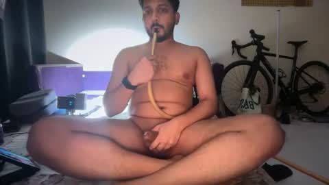 teddy_bananaaa online show from August 2026 10:41:01 PM