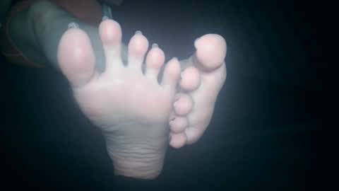 Viv West online show from December 2025 03:22:01 AM